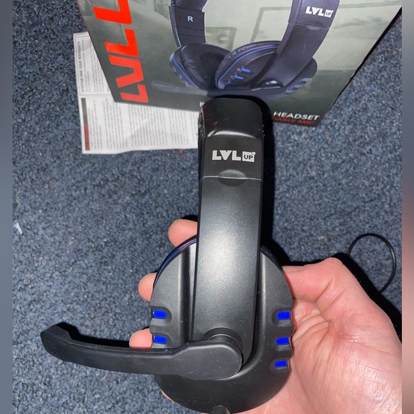 LvL-Up Artillery Pro Gaming Headset - Excellent Condition 9/10⭐️ - Picture 10 of 15